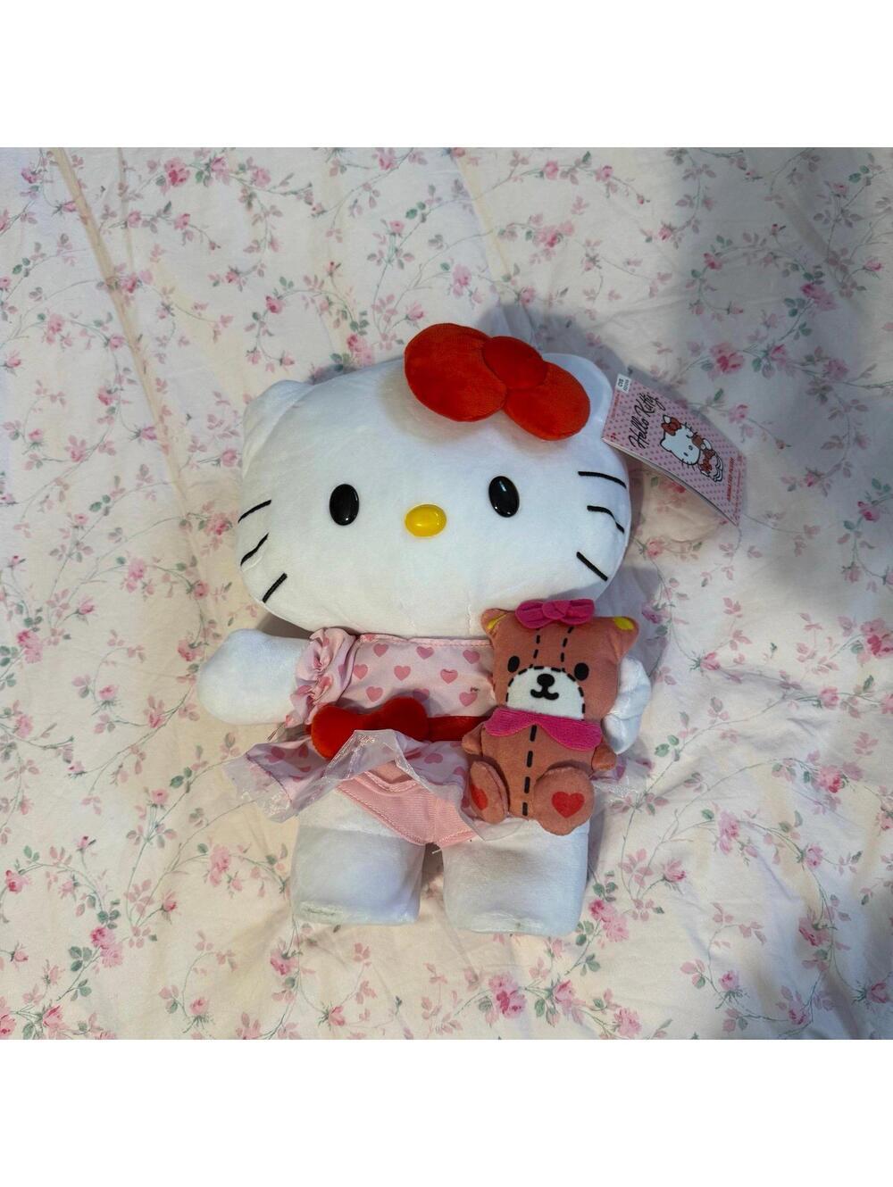 2026 Hello Kitty Valentines Side Stepper Animated Plush BRAND NEW